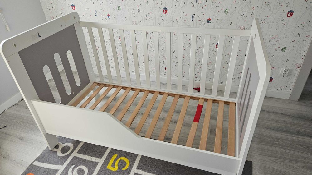 Łóżeczko niemowlak/dziecko na materac 140x70 cm