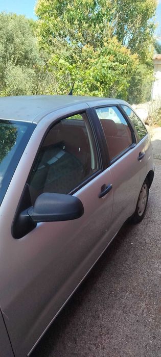 SEAT Ibiza 2000 razoável