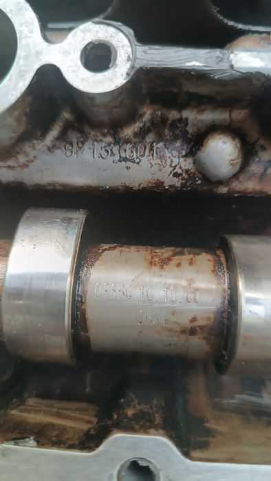 Продам постіль з разпредвалами 036103475 AG