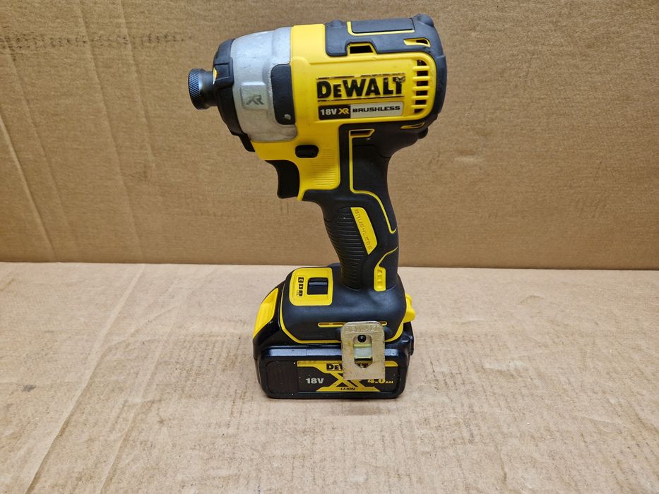 Zakrętarka DeWalt DCF 887 4.0Ah oryginał