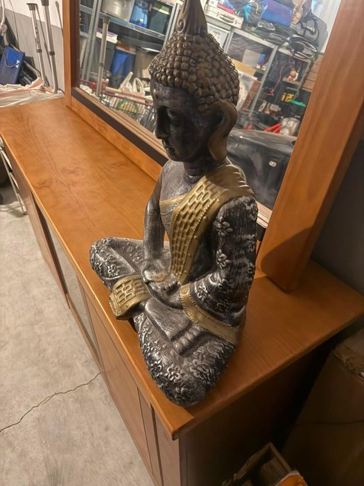 Estátua / Figura Decorativa Buda Prateado e Dourado