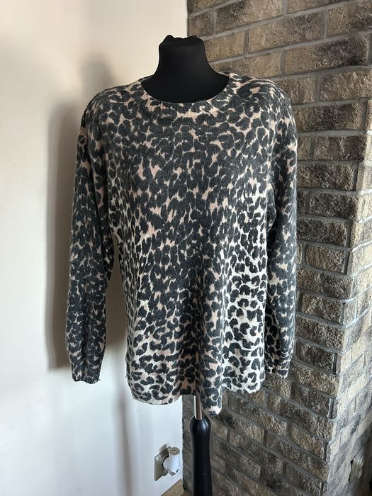 Jedwabny sweter w panterkę puszysty z angorą tozmiar L/40