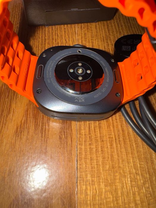 Samsung Galaxy Watch Ultra 2024 komplet