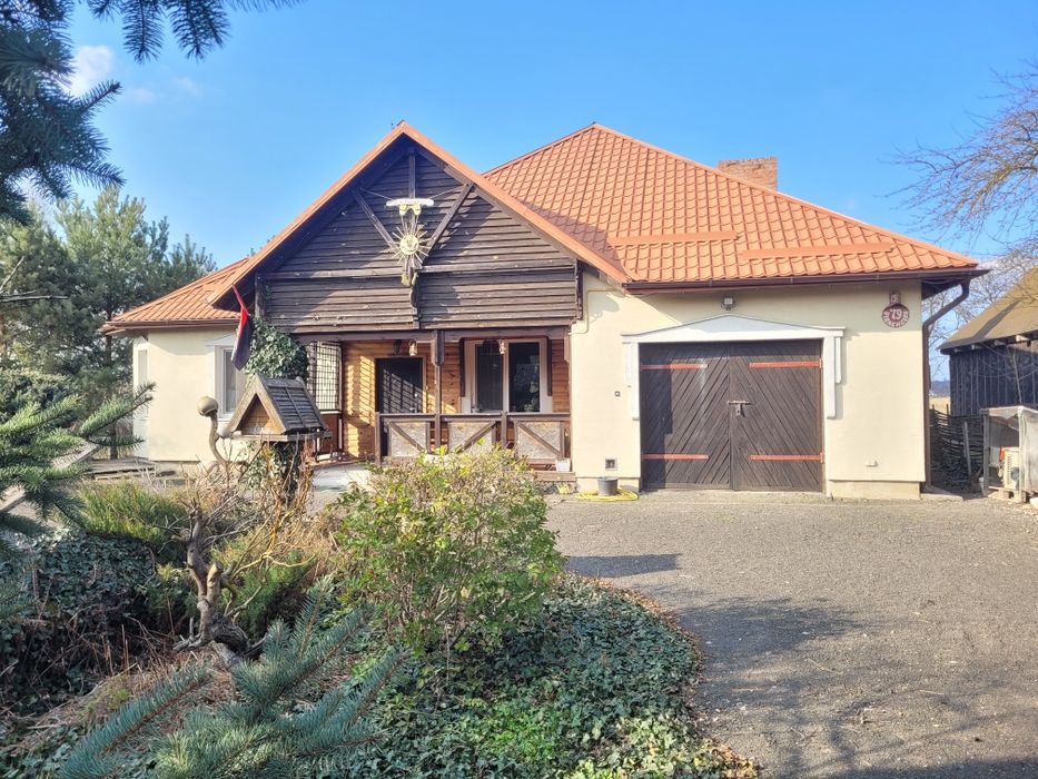 ТЕРМІНОВИЙ ПРОДАЖ! Вул. Рівненська , 1пов. 170м2, 24сот.Євро.,меблі!