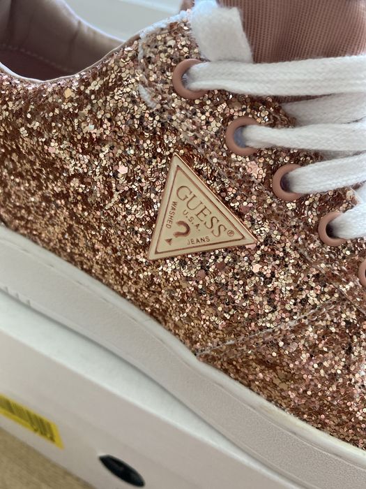 Sneakersy Guess r 39