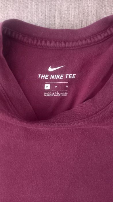 Продам футболку nike