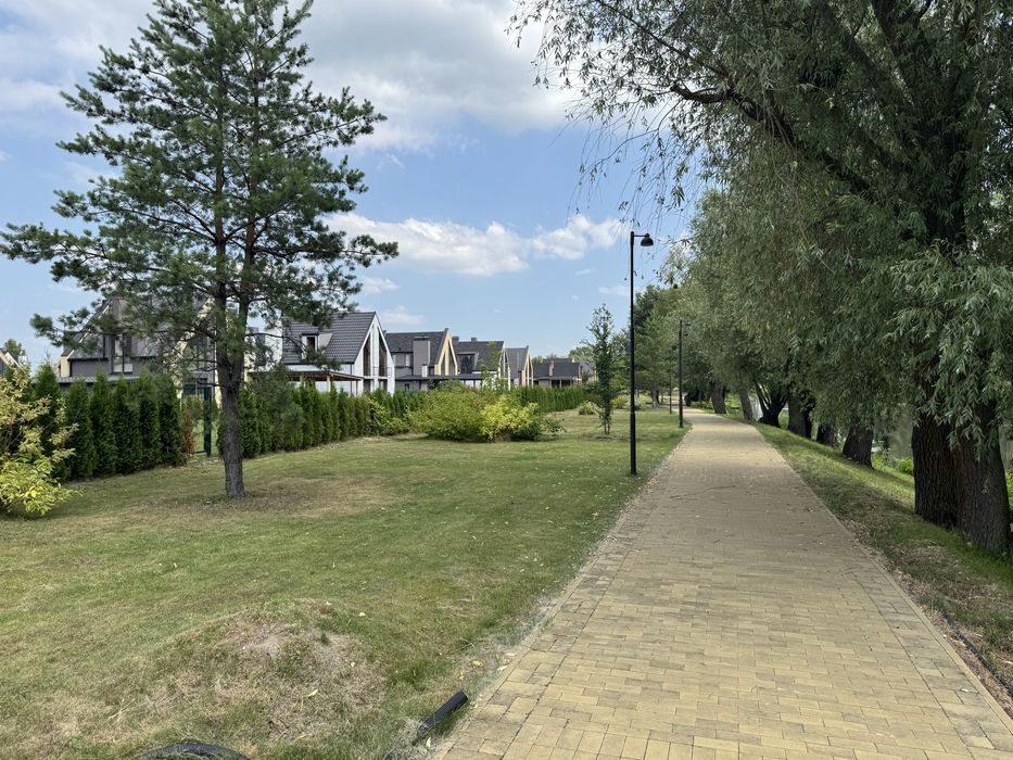 Продаж котеджу Fortezza в КТ Bellaggo, Осещина. На березі Десни. Без %