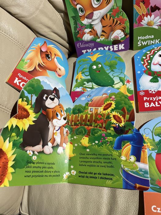 Nowe Książeczki wykrojniki wierszyki Urszula Kozłowska konik bałwanek