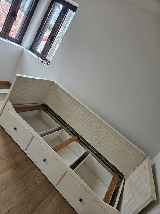 Cama solteiro Branca