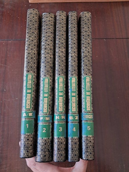 Dicionário de Literatura - Jacinto Prado Coelho - 5 volumes