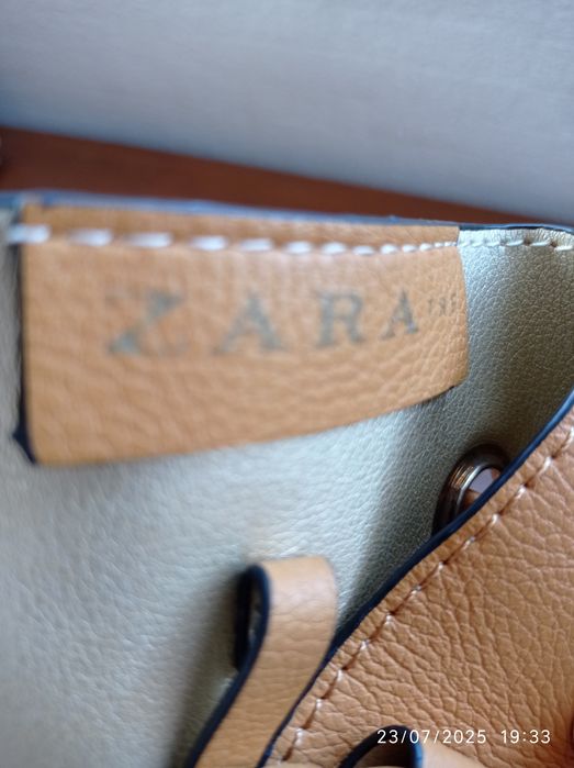 Carteira Zara pele sintética