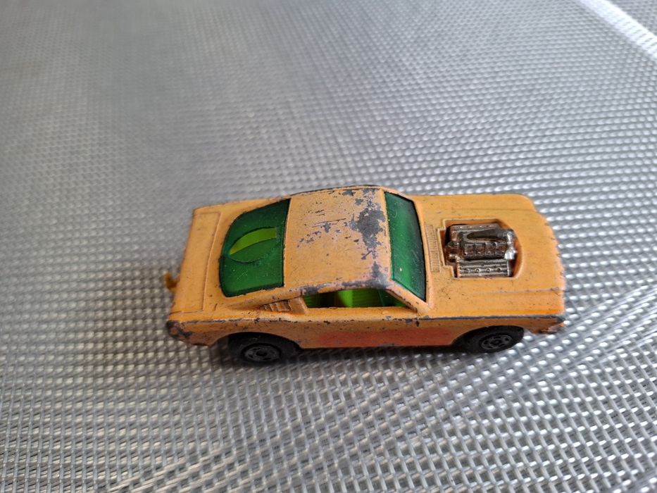 Matchbox model samochodu skala 1:64