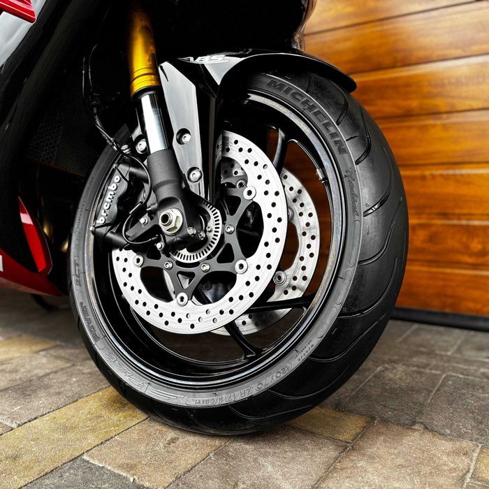 Продам мотоцикл Suzuki GSX-S 1000F (2283)