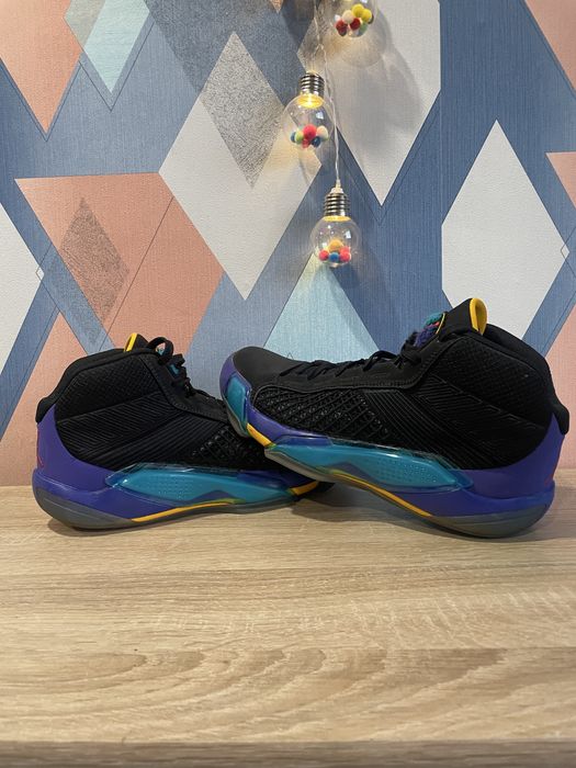 Sprzedam buty Jordan rozmiar 43