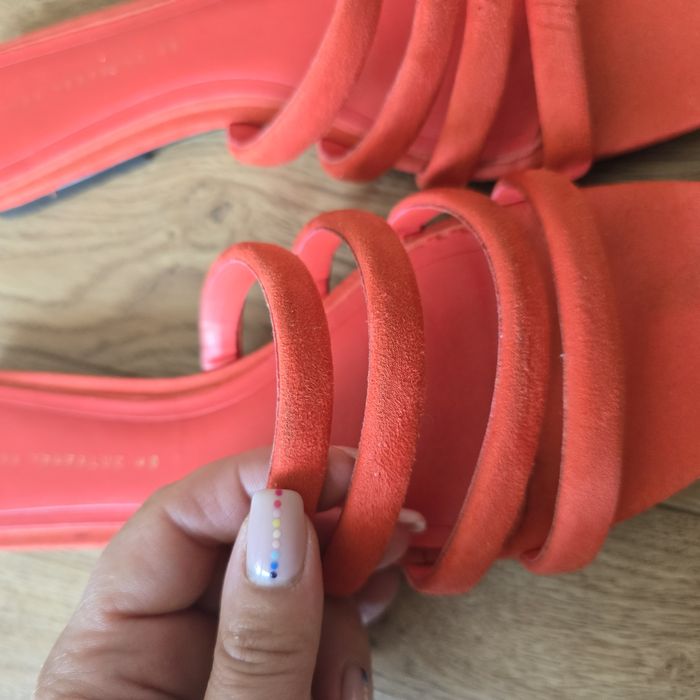 Klapki płaskie buty Zara 40