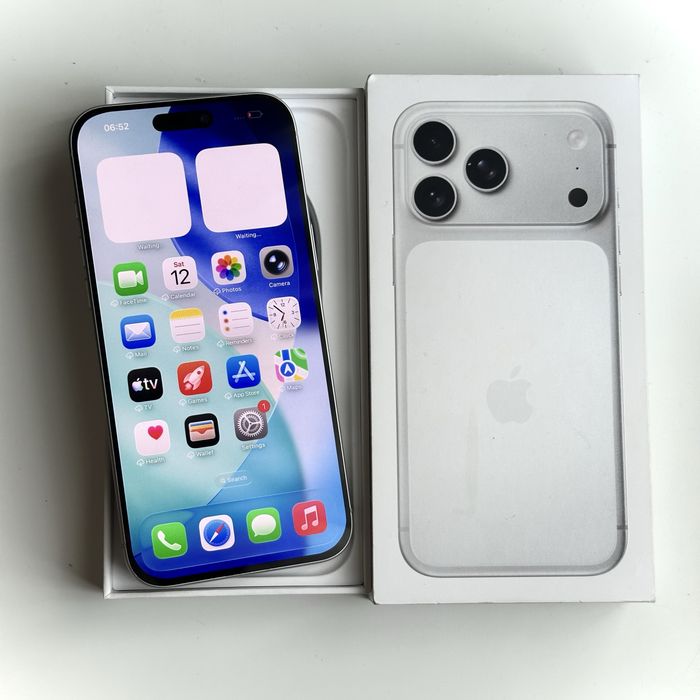 IPhone 17 Pro Max 256gb Silver - BATERIA 98% - W PEŁNI SPRAWNY