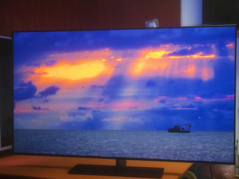 Telewizor Philips Qled 65 cali,120 hz, 4K UHD ,Smart wifi, Ambiliht3