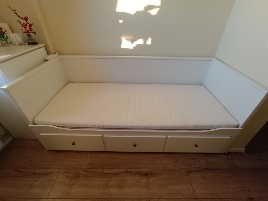 Łóżko Ikea Hemnes