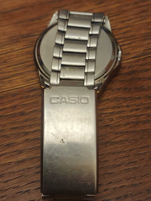 Sprzedam męski zegarek Casio MTP-1183