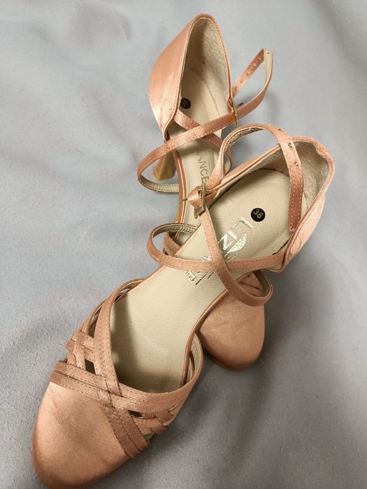Buty taneczne Lizdance