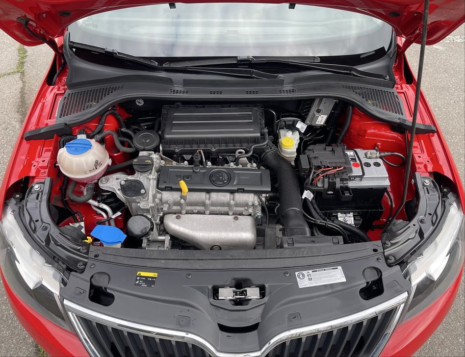 Продам Skoda Rapid 2014 год