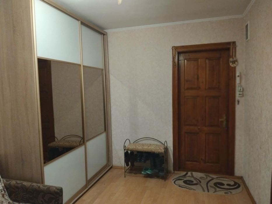 Здам в оренду дві кімнати 25 кв.м Пасічна  вул Целевича