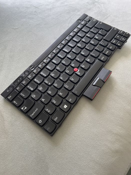 Oryginalna klawiatura Lenovo ThinkPad X230 – układ Nordycki (FRU 04X1221) - IDEALNA
