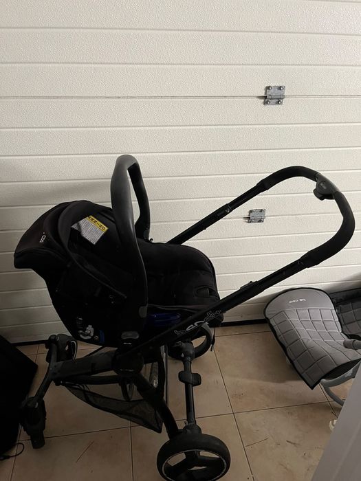 Carrinho trio de bebe