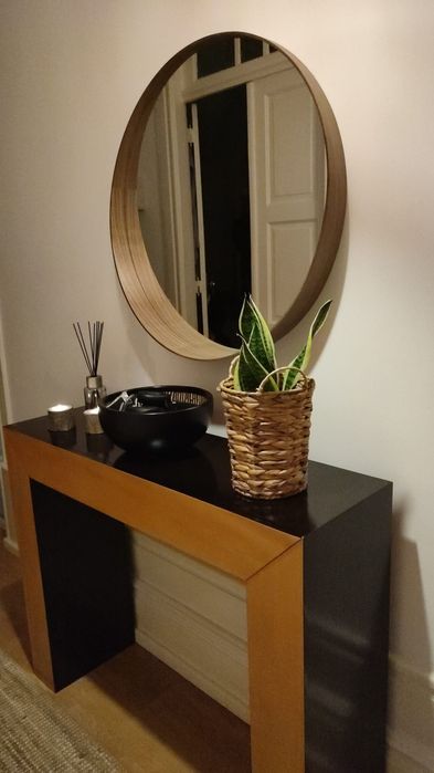 Consola Madeira envernizada