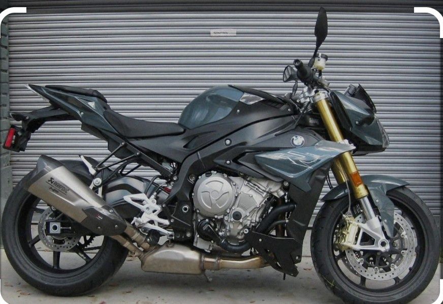 Bmw S1000r 2019.