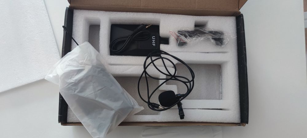 Microfone de Lapela Wireless Mic Rophone