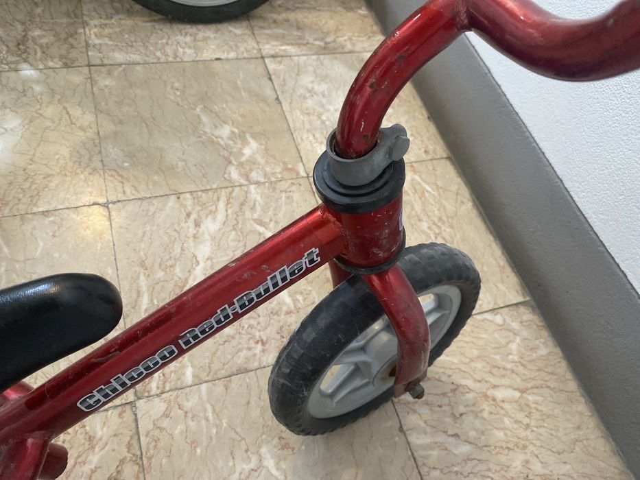 Chicco red bullet