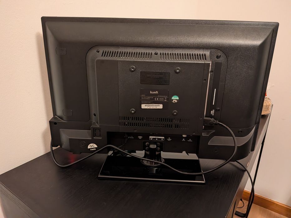 Televisor Kunft 24 polegadas
