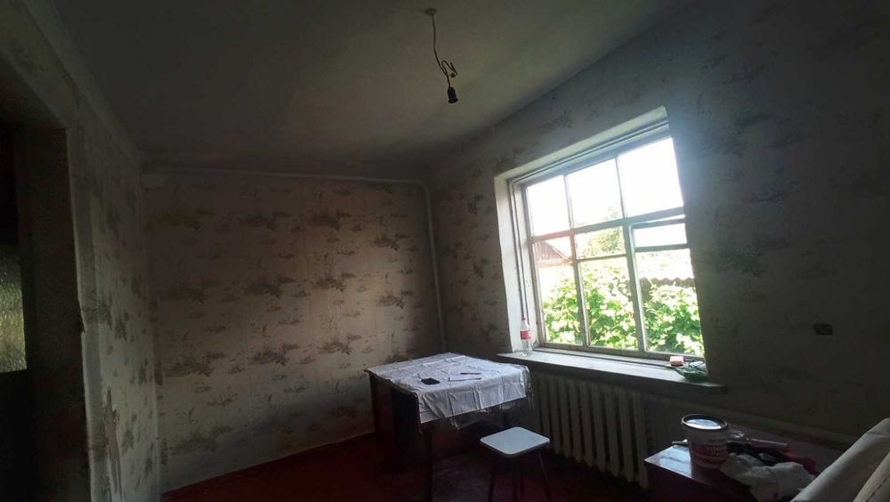 Продам будинок в Дергачах в районі центру