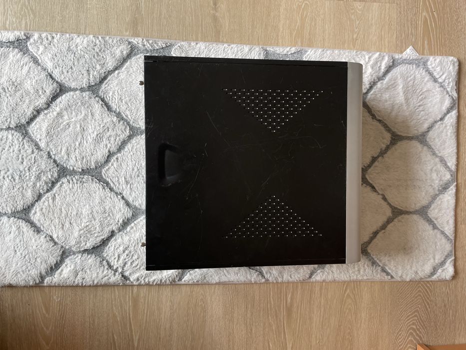 Комп’ютерний корпус ATX (Mid Tower) – класичний, робочий