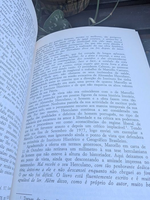 Marcello Caetano: Confidências no Exílio - Joaquim Veríssimo Serrão