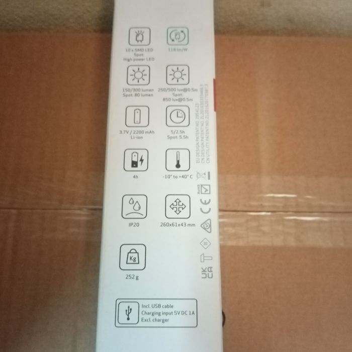 Gambiarra / Lanterna Led de carregamento