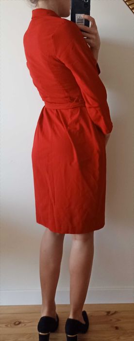 Czerwona klasyczna sukienka mohito kopertowy dekolt