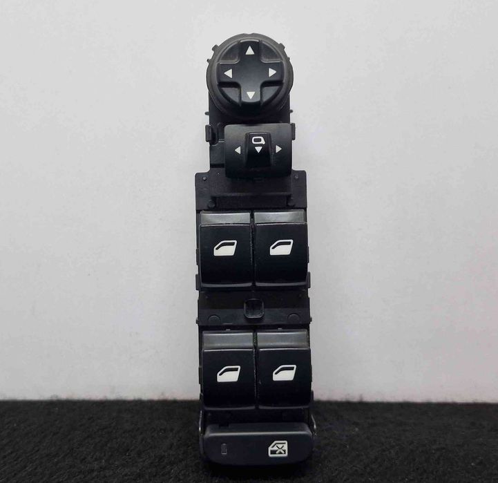 Comando / Botão / Interruptor Vidros Frente Esquerdo 96788264ZD - PEUGEOT 308 II
