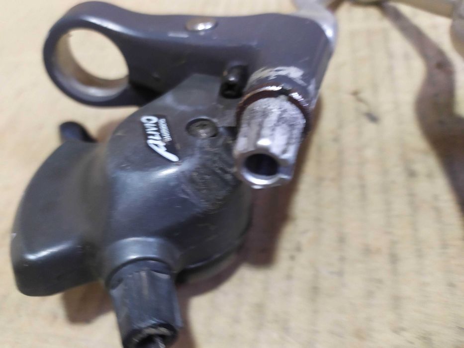 Моноблоки, манетки Shimano Alivio- ST-MC12, 3х7скоростей