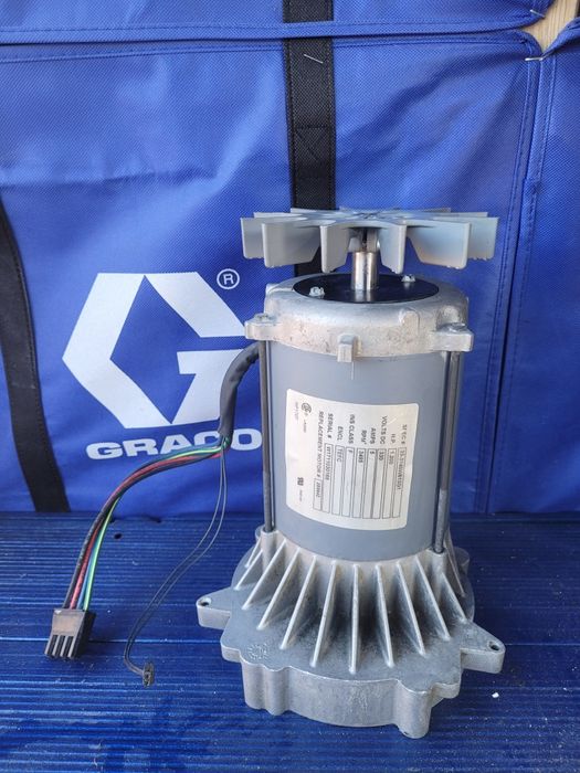 Graco T-MAX 506 silnik sprawny używany