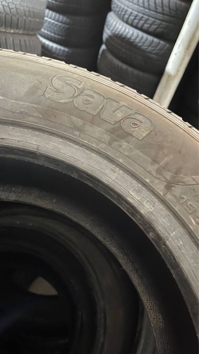 Пара зимової гуми 195/70/15c Sava
