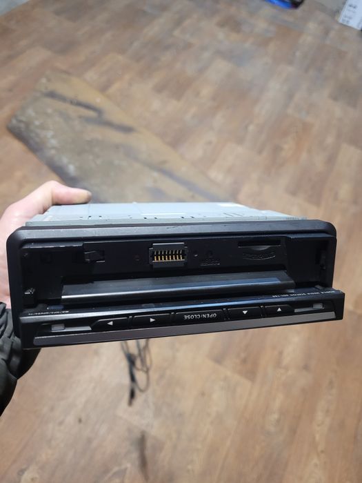 Автомобільна DVD система