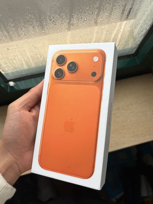 iPhone 17 Pro Max 1TB - Edição Exclusiva Titanium Orange - Selado/Novo
