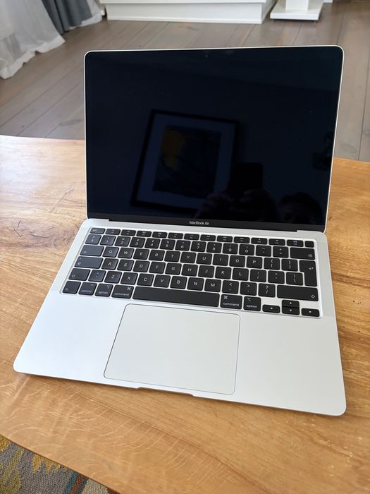 MacBook Air 13,3”