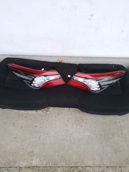 Задні фари LED рестайлінг Toyota Camry 70 21-24 року