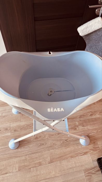 Wanienka na stojaku Beaba , niebieska