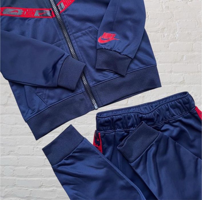 Костюм Nike на 2-3 роки