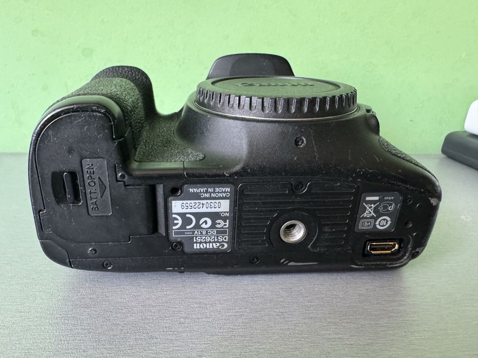 Фотоапарат Canon 7D body