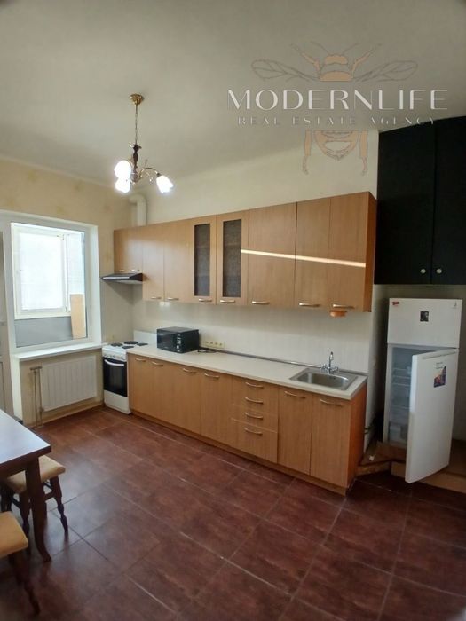 Продаж 1к квартири вул. Градинская 7